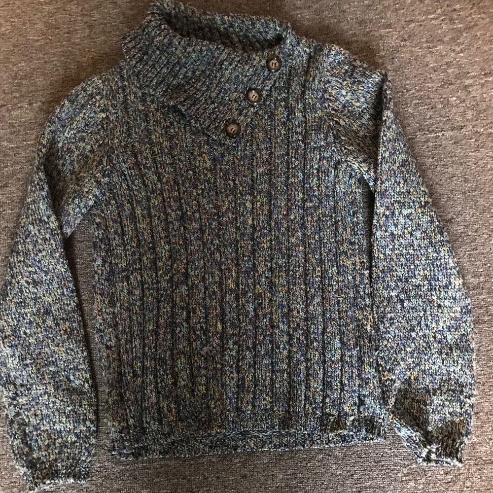 Knit sweater